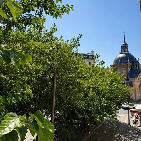Le Marais, But Quiet * Párizs