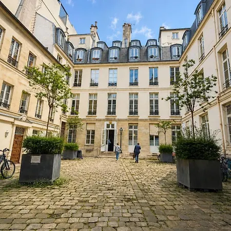 Le Marais, But Quiet Apartman